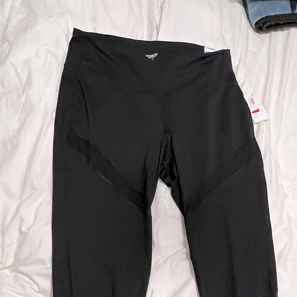 Old Navy Activewear pants Go Dry Size XXL